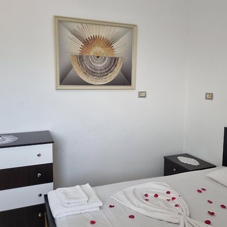 Apartment Besnik Brahimi Εξαμίλιο Εξωτερικό φωτογραφία
