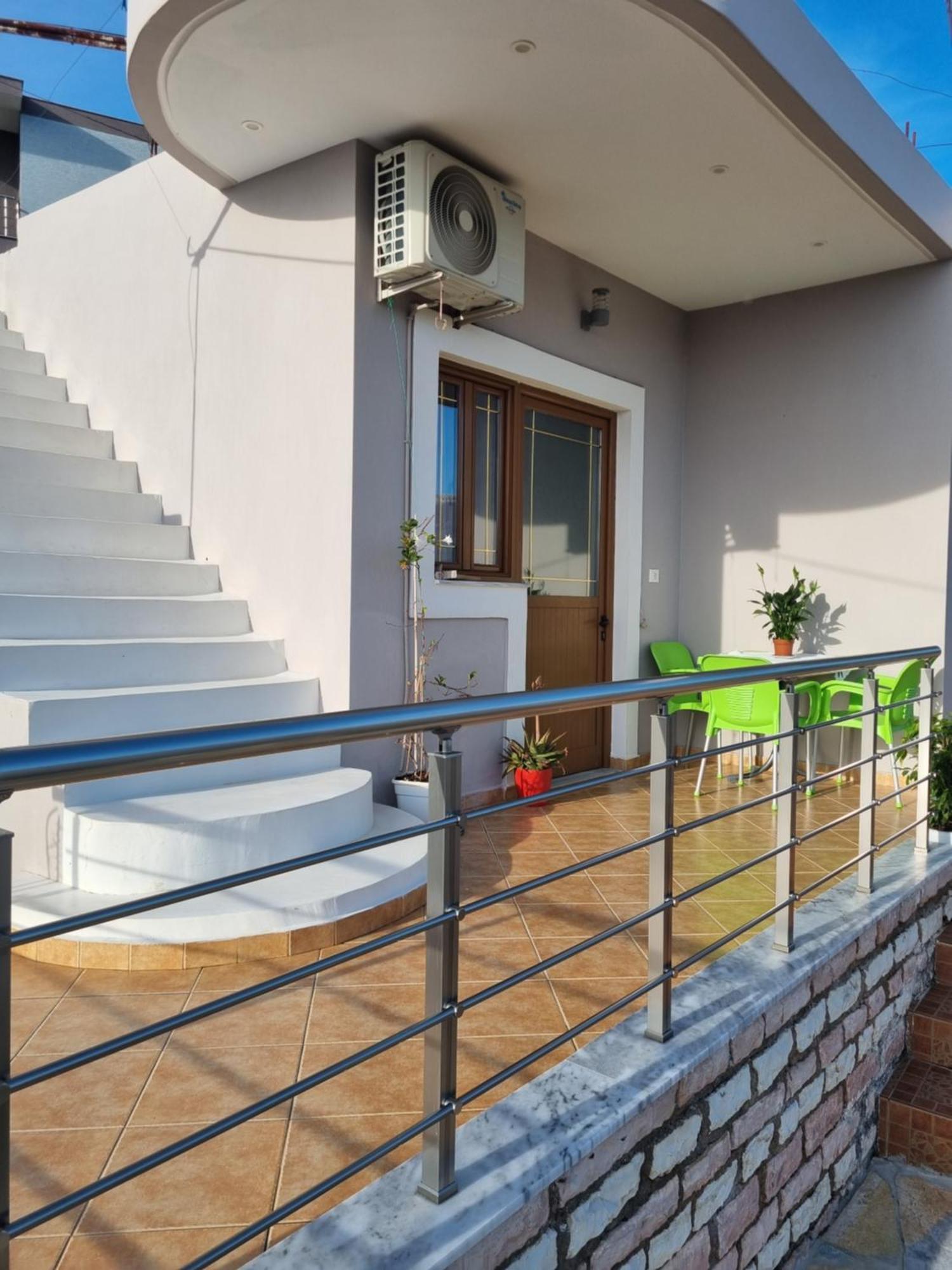 Apartment Besnik Brahimi Εξαμίλιο Εξωτερικό φωτογραφία
