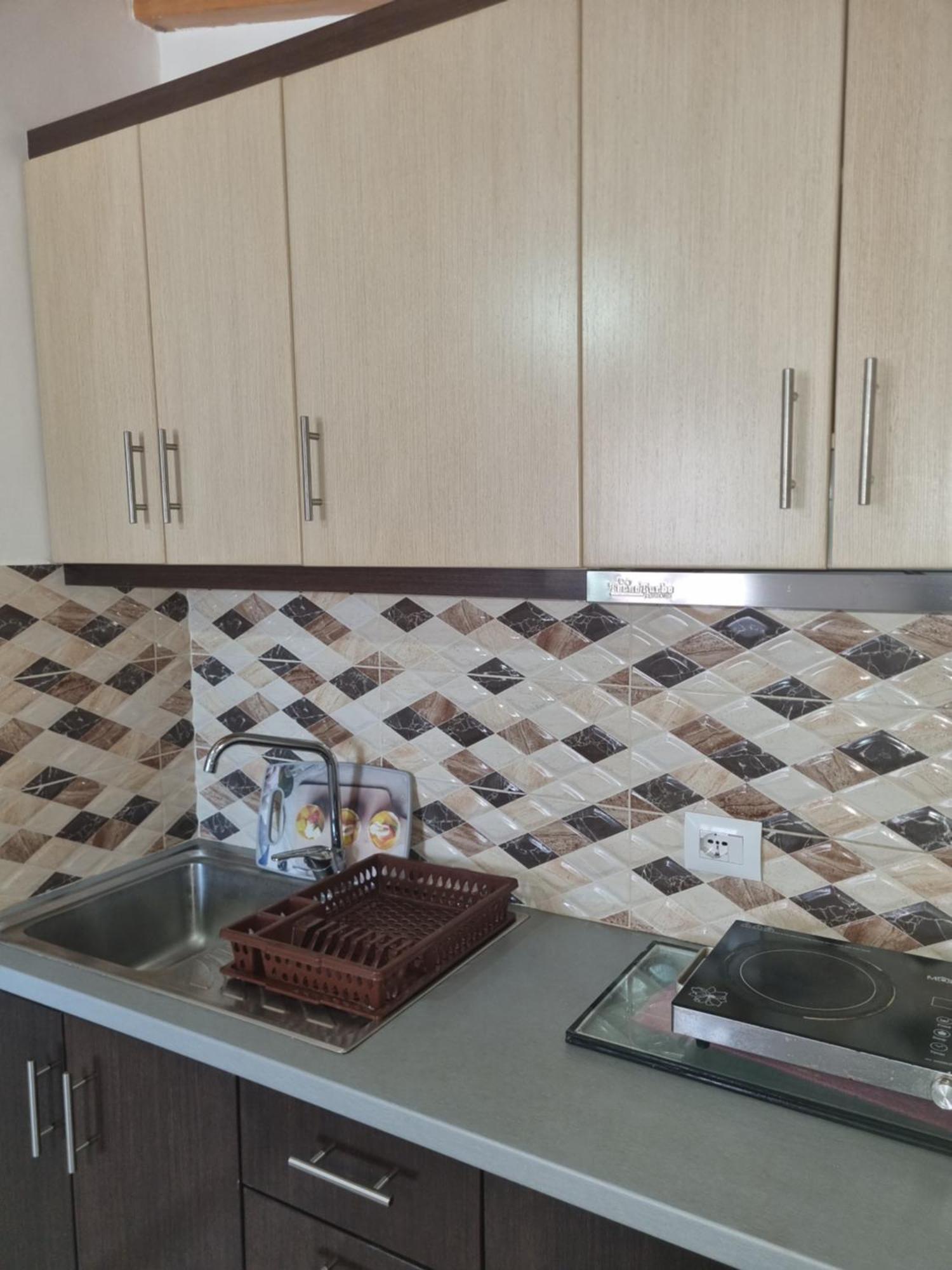 Apartment Besnik Brahimi Εξαμίλιο Εξωτερικό φωτογραφία