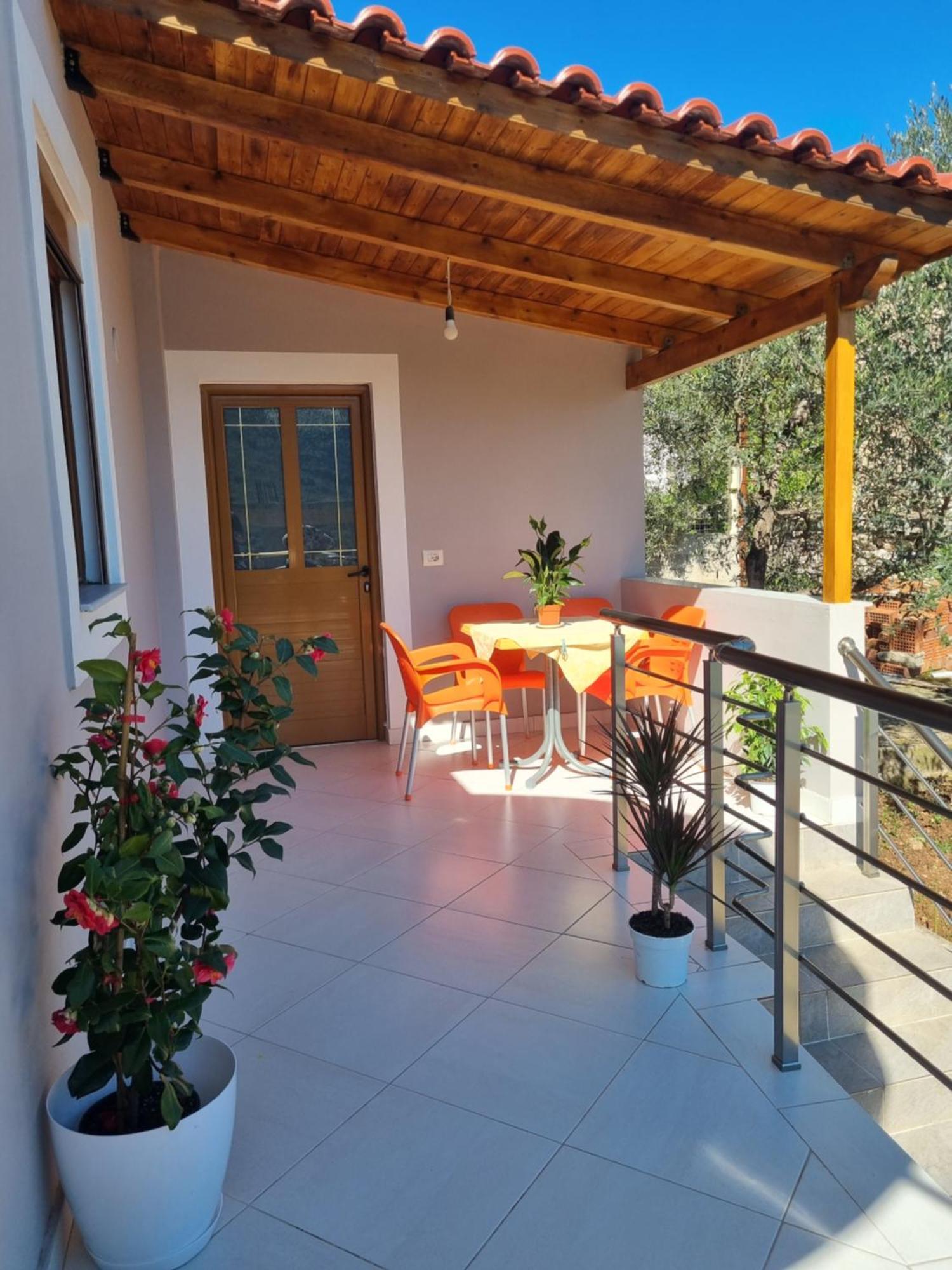 Apartment Besnik Brahimi Εξαμίλιο Εξωτερικό φωτογραφία